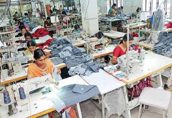 குறைந்துவரும் கொரோனா..அதிகரிக்கும் அயுத்தஆடைகள் ஏற்றுமதி…