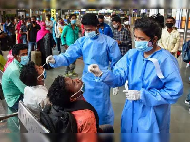 தமிழகத்தில் வீரியம் குறையும் கொரோனா-