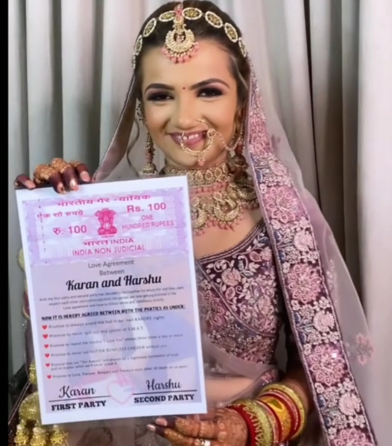 ஒரு நாளைக்கு 3 தடவை ஐலவ்யூ கூற வேண்டும்: ஒப்பந்தம் போட்ட மணமகள்!