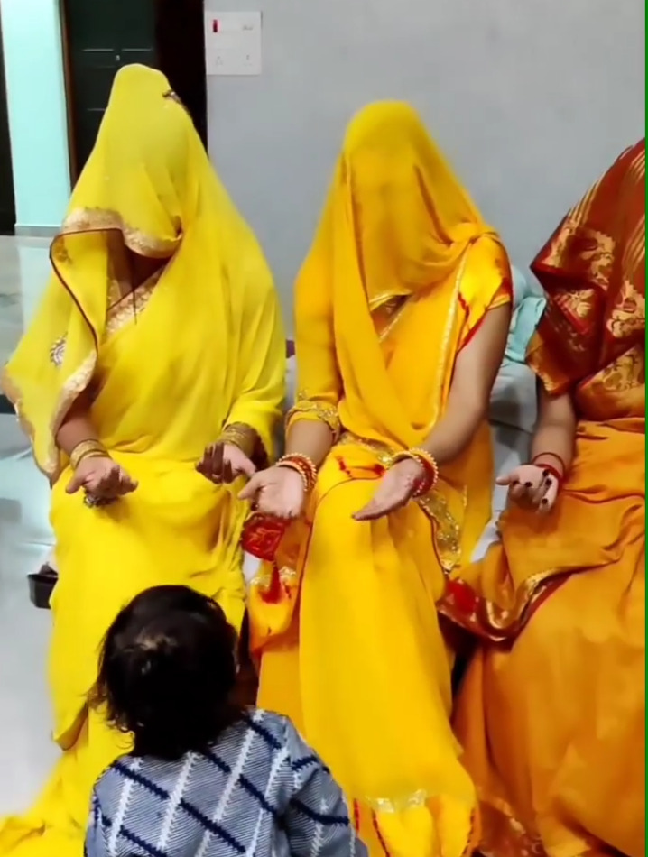 தாயை கண்டுபிடிக்கும் குட்டி குழந்தை! குயூட் வீடியோ!