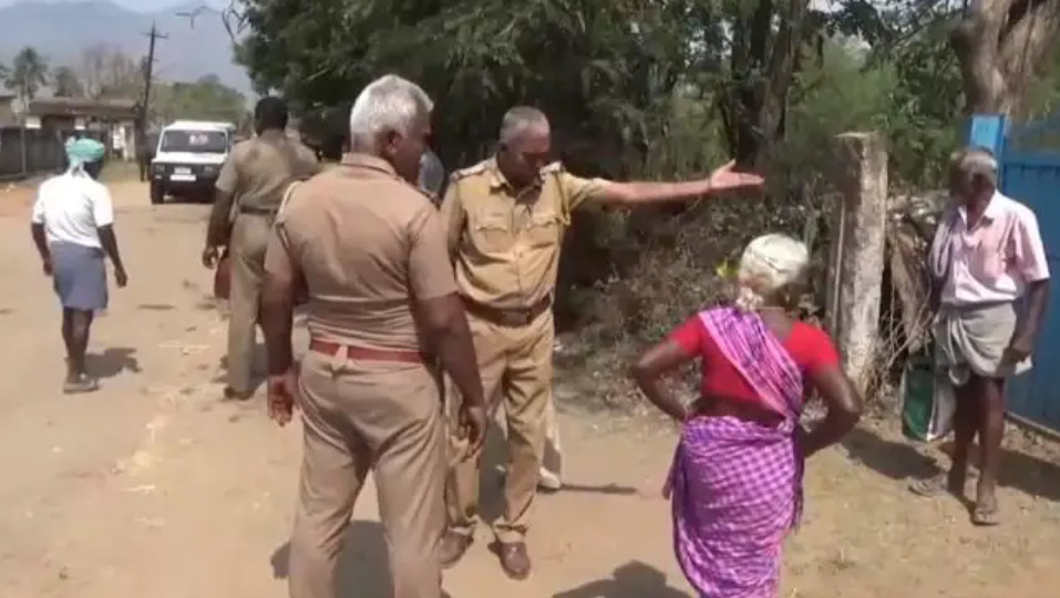 விவசாயிகளை நெல் கொள்முதல் செய்யவிடாமல் திமுகவினர் அராஜகம்! தென்காசியில் பரபரப்பு!