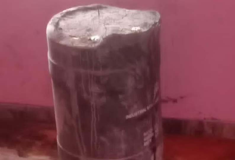 202205161317186619 son who buried his mother in a drum with cement SECVPF - Dhinasari Tamil