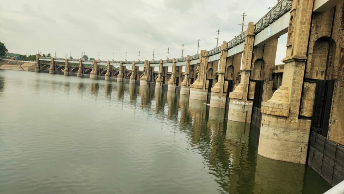 மேட்டூர் அணையின் நீர்மட்டம்  111.10 அடியாக உயர்வு..
