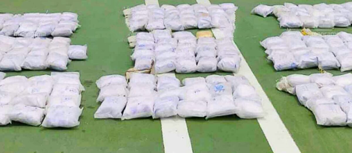 கேரள கடல் பகுதியில் ரூ.1,526 கோடி மதிப்பிலான ஹெராயின் பறிமுதல் ..