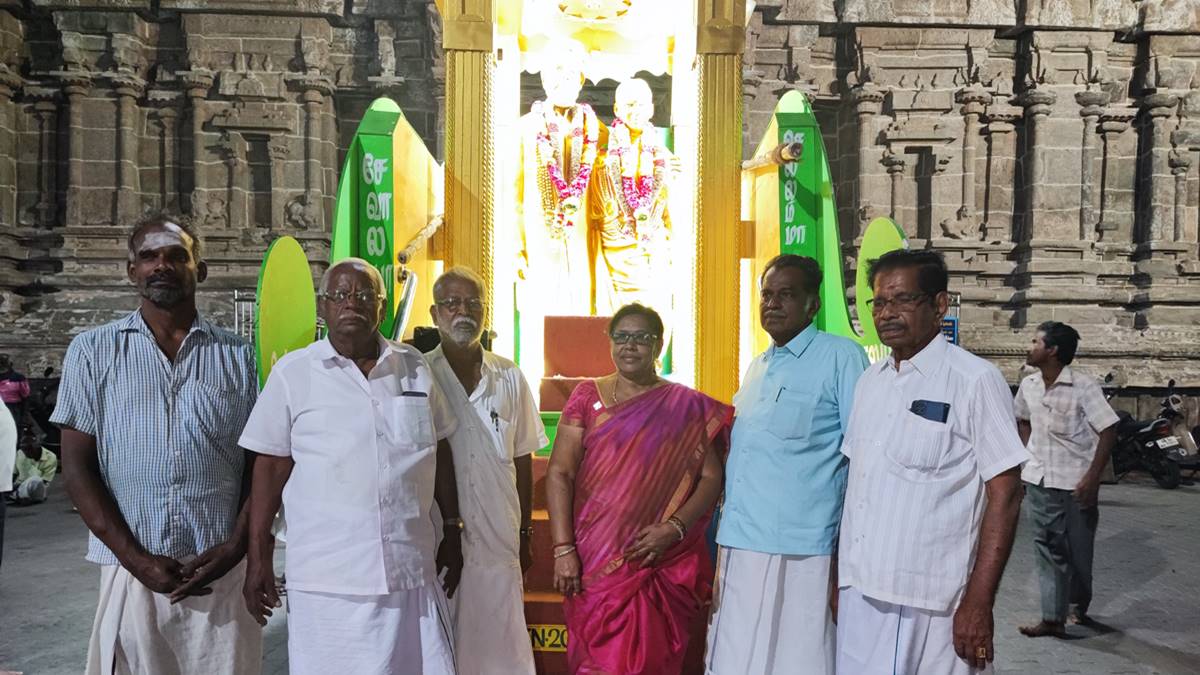 கரூரில் செல்லம்மாள் பாரதி சிலைகளுக்கு வரவேற்பு!