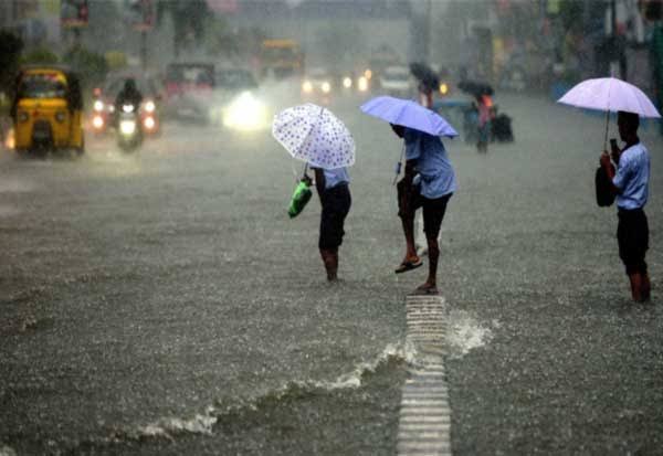சென்னையில்,தமிழகத்தில் நீடிக்கும் மழை ..