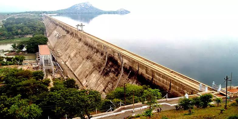 ஒகேனக்கலில் மழை-மேட்டூர் அணைக்கு நீர்வரத்து அதிகரிப்பு..