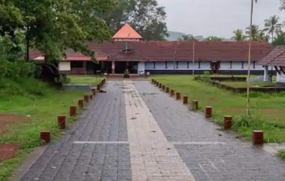 varagar-kovil - Dhinasari Tamil