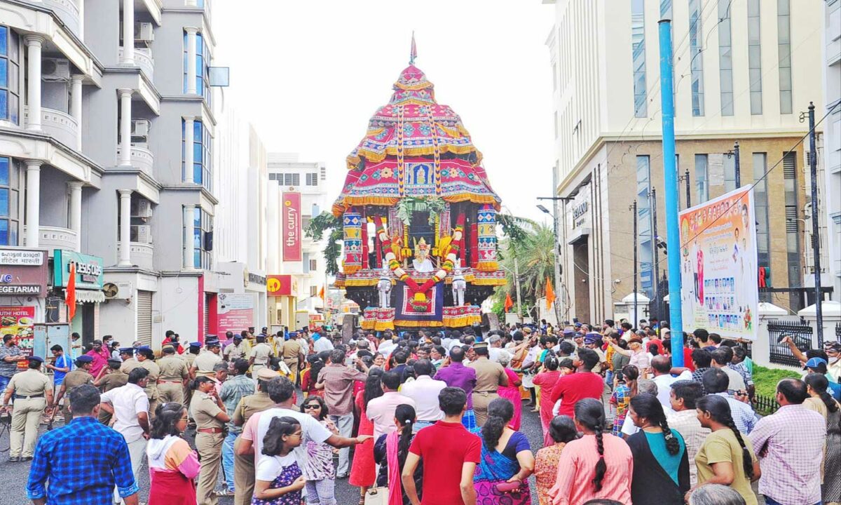 உலகப்புகழ்  கன்னியாகுமரி பகவதி அம்மன் கோவில் வைகாசி விசாக திருதேரோட்டம்..