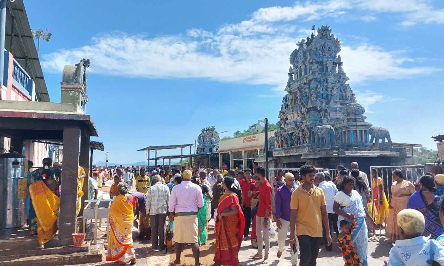 வைகாசி விசாகம்: சுவாமிமலை திருப்போரூர் முருகன் ஆலயங்களில் பக்தர்கள் கூட்டம்..