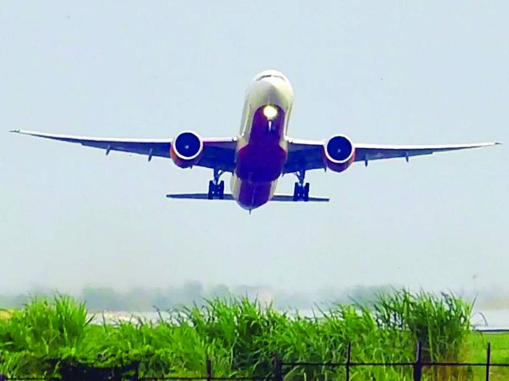 சென்னையில் கனமழை-31 விமானங்களின் சேவை பாதிப்பு.. 1 - Dhinasari Tamil FLIGHT 1 - Dhinasari Tamil
