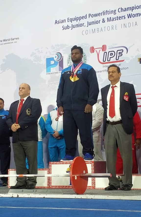 ஆசிய அளவிலான வலு தூக்கும் போட்டியில் 4 தங்க பதக்கங்களை வென்ற தமிழக இளைஞர்.. - Dhinasari Tamil