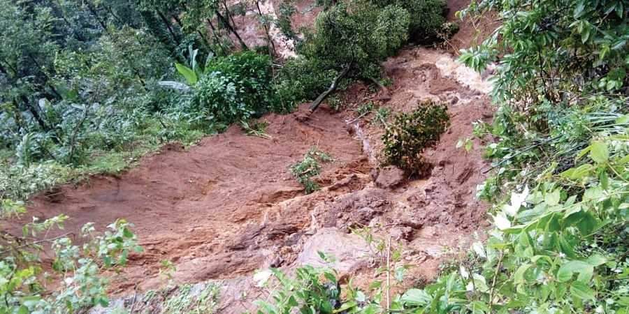 idukki landslide - Dhinasari Tamil