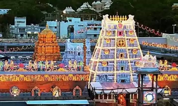 திருமலையில் பக்தர்கள் கூட்டம்..