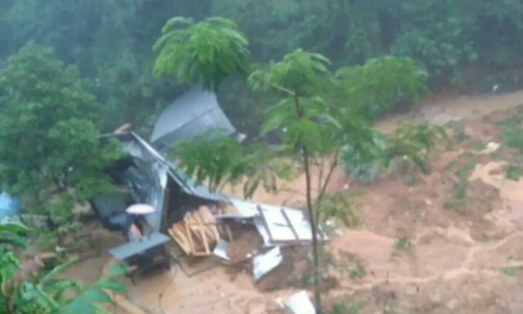 1722636 manipur landslide - Dhinasari Tamil