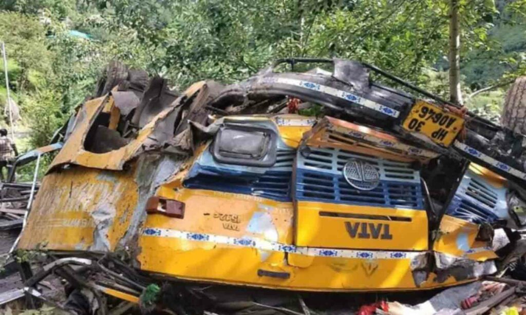 1723325 accident - Dhinasari Tamil