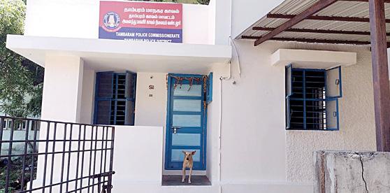 முதல்வர்  திறந்து வைத்தும் மூடிக் கிடக்கும் வண்டலூர் மகளிர் காவல் நிலையம்..