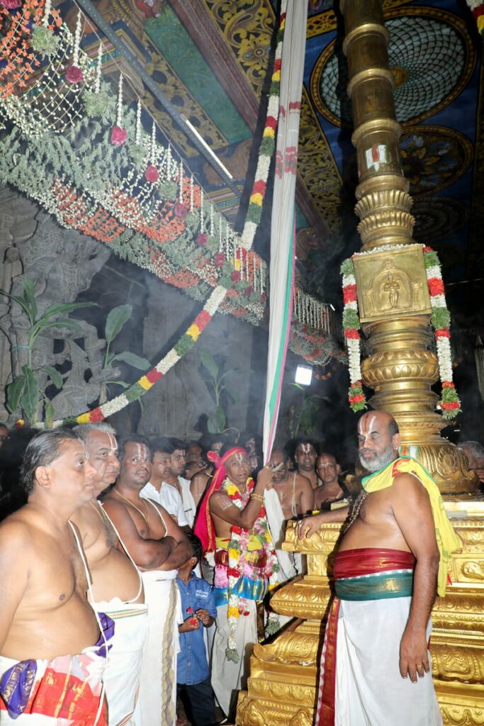 ஸ்ரீவில்லிபுத்தூர் ஆண்டாள் கோவில் திருஆடிப்பூர உற்சவம் இன்று கொடியேற்றத்துடன் துவக்கம்.. - Dhinasari Tamil