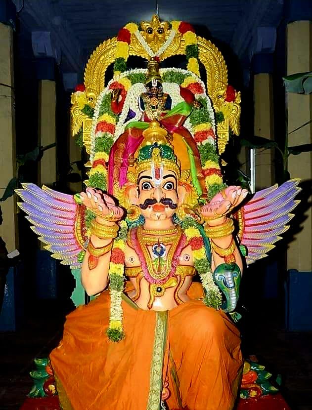 ஸ்ரீவில்லிபுத்தூர் ஆடிப்பூர திருவிழாவில் ஐந்து கருடசேவை.. - Dhinasari Tamil
