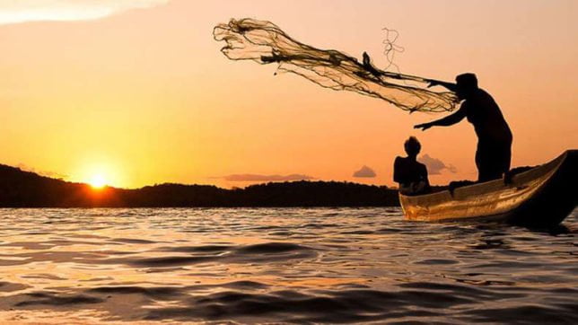 6 மீனவர்களை கைது செய்த இலங்கை கடற்படை..