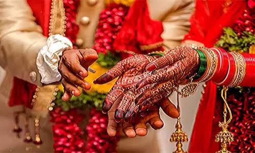 மனைவியை தேடிய கணவன்..காதலனுடன் ஓடிய மனைவி.‌.