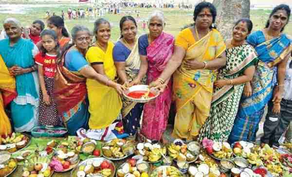 குதுகுலத்துடன் துவங்கிய ஆடிப்பெருக்கு விழா.. - Dhinasari Tamil