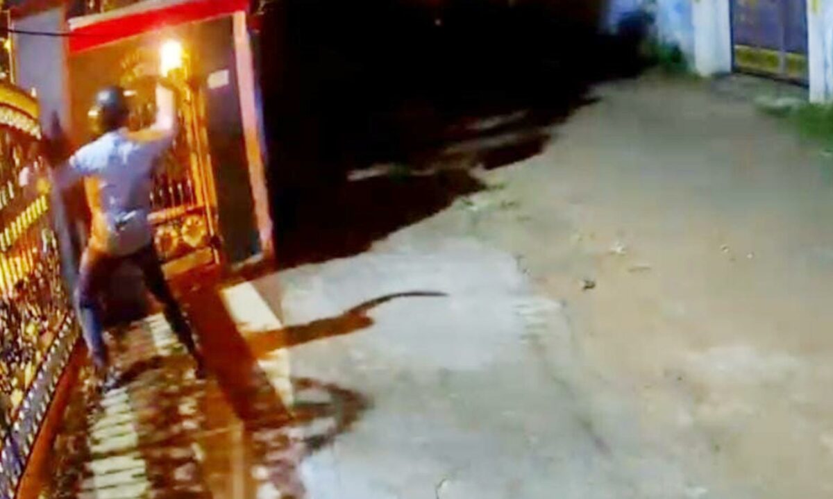 தமிழககத்தில் பாஜக பிரமுகர்களை குறிவைத்து குண்டுவீச்சு சம்பவத்தில் ஈடுபட்ட 100 பேர் கைது..