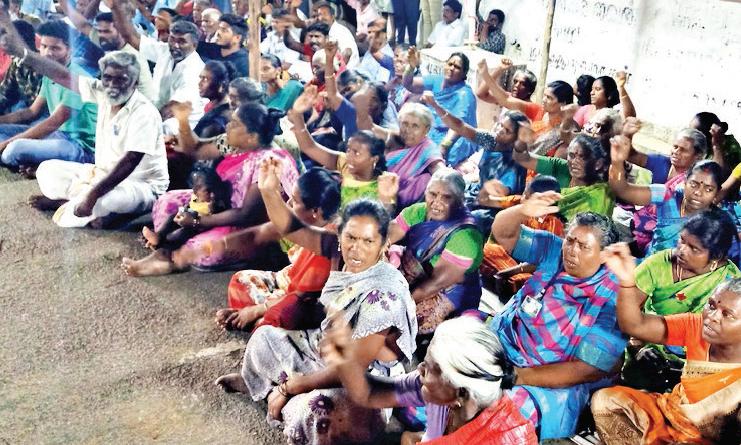 அமைச்சர் சாத்தூர் ராமச்சந்திரனை கண்டித்து தேனியில் போராட்டம்..