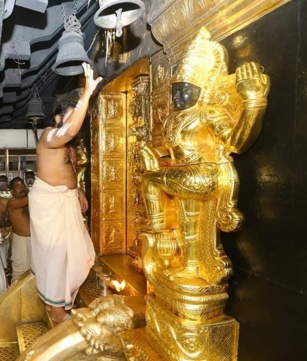 துலாம் ஐப்பசி மாத பூஜைக்கு சபரிமலை கோவில் நடை திறப்பு ..