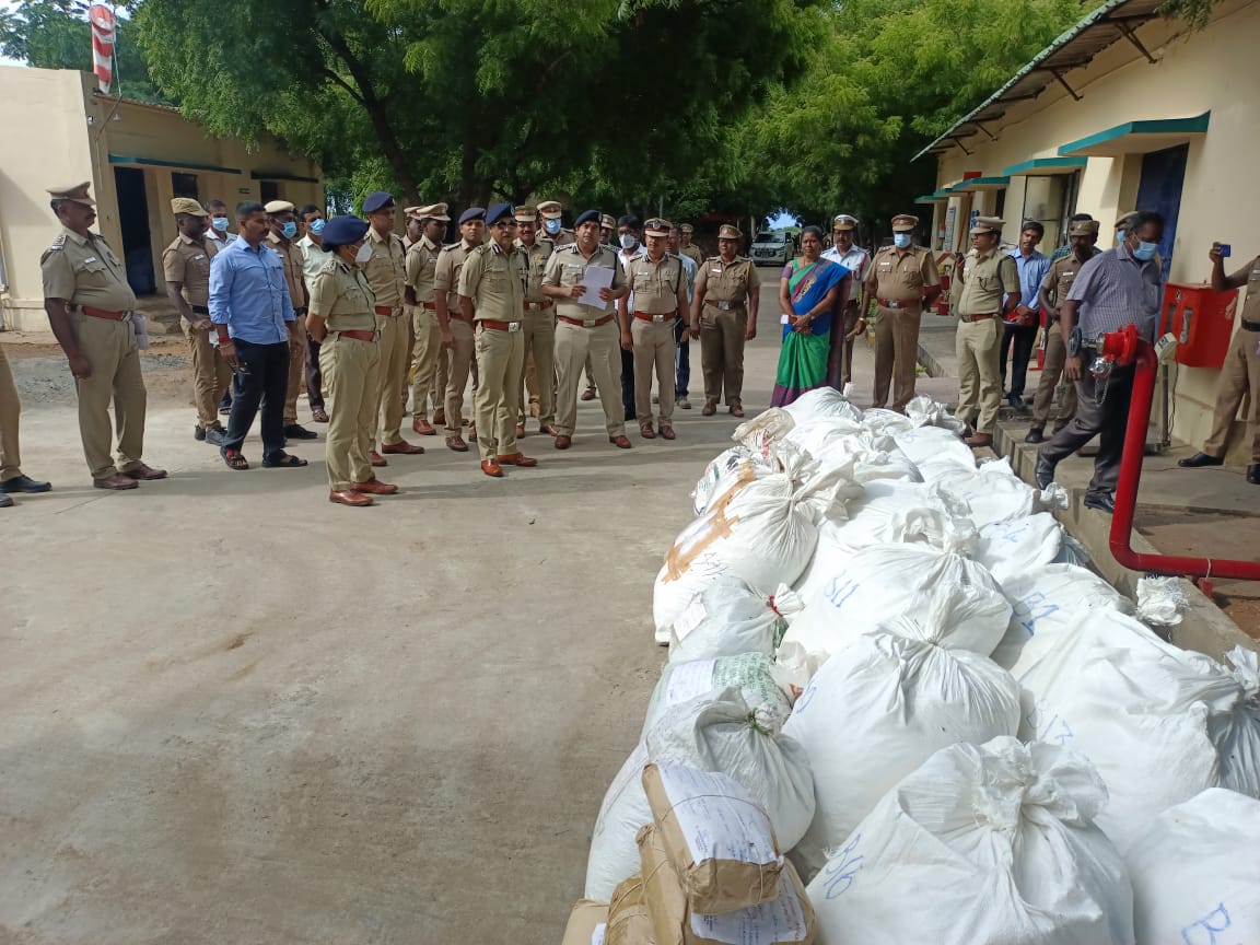 ரூ10 கோடி மதிப்புள்ள கஞ்சா பொருட்கள் எதிர்த்து அழிப்பு..