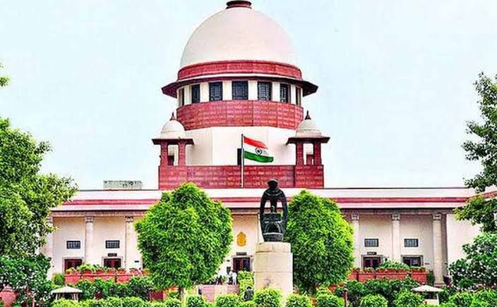 பண மதிப்பிழப்புக்கு எதிரான வழக்கு… மத்திய அரசுக்கு உச்ச நீதிமன்றம் உத்தரவு..