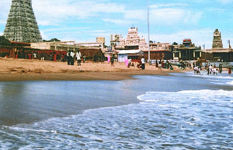 சிக்கலில் வேல் வாங்கி செந்தூரில் சூரசம்ஹாரம் செய்த செந்தூர் முருகன்.. - Dhinasari Tamil