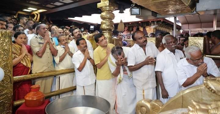 2022 மண்டல பூஜைக்காக சபரிமலை ஐயப்பன் கோவில் நடை தற்போது திறப்பு.. - Dhinasari Tamil
