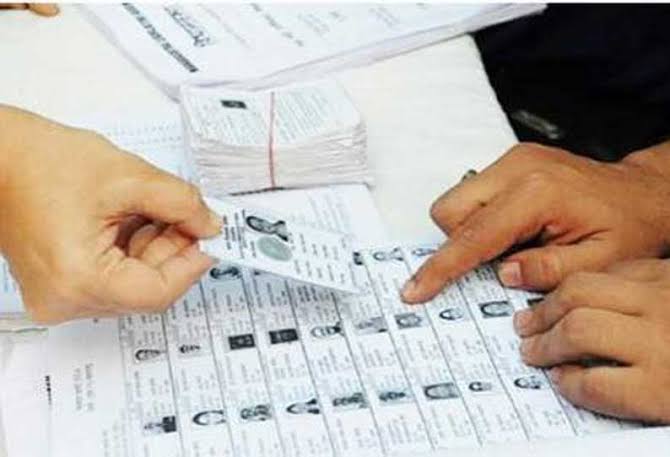 தமிழகத்தில் இன்று, நாளை வாக்காளர் பட்டியல் திருத்த சிறப்பு முகாம்..