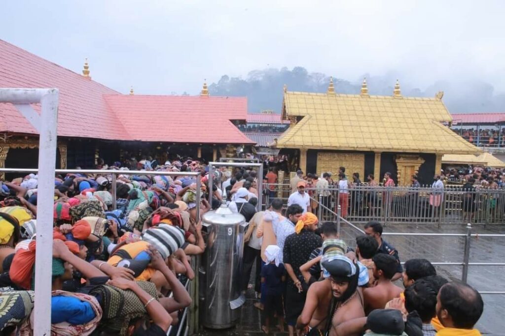 சபரிமலையில் பக்தர்கள் வருகை அதிகரிப்பால் தரிசன நேரம் அதிகரிப்பு.. - Dhinasari Tamil