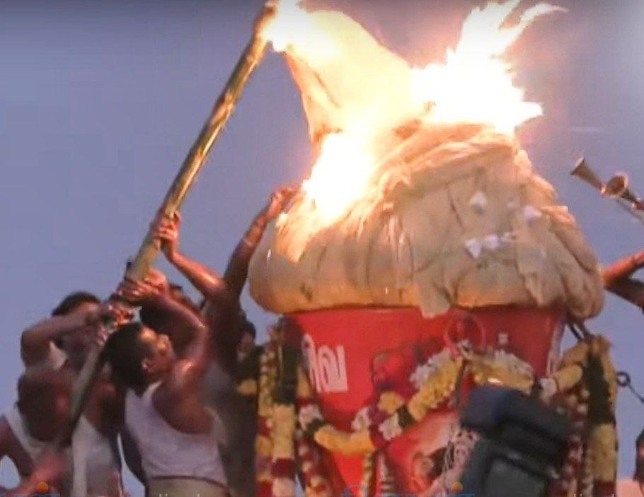 திருவண்ணாமலையில் மகா தீபம்.. லட்சக்கணக்கான பக்தர்கள் தரிசனம்.. - Dhinasari Tamil