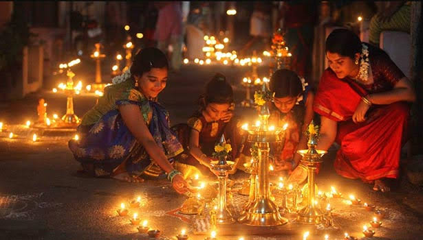சிறப்பு வாய்ந்த திருக்கார்த்திகை  தீபம் வீட்டில் ஏற்றும் முறை….