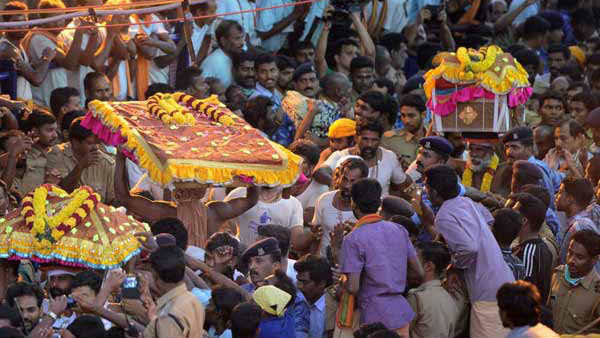 சபரிமலை மகரஜோதி திருபாவரணங்கள் ஜன12 இல் பந்தளத்தில் புறப்பாடு.. - Dhinasari Tamil