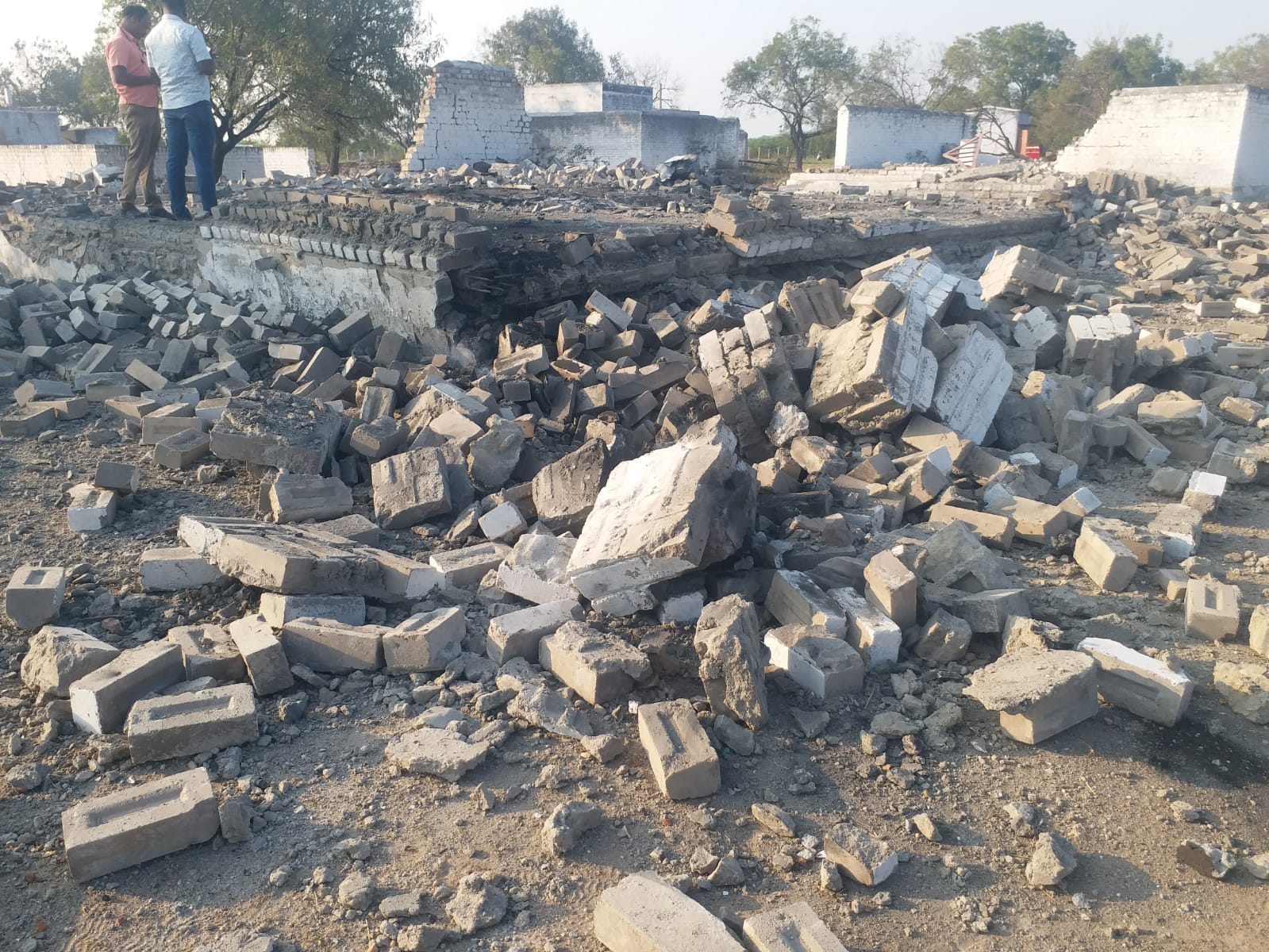 சாத்தூர்  பட்டாசு ஆலை வெடிவிபத்தில் காயமடைந்த மேலும் இருவர் பலி..