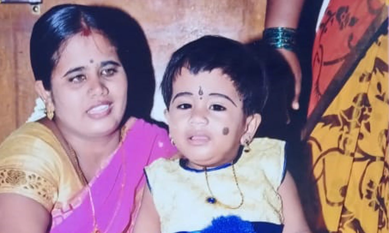 சென்னை அருகே மனைவி 2 குழந்தைகளுடன் கிணற்றில் குதித்து தற்கொலை..