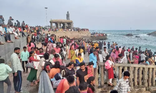 கன்னியாகுமரியில்  சுற்றுலா பயணிகள் வருகை அதிகரிப்பு..