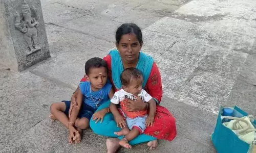 இரு குழந்தைகள் தாயும் கிணற்றில் குதித்து தற்கொலை ..