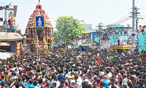 சமயபுரம் மாரியம்மன் கோவிலில் தேரோட்டம் கோலாகலம்..