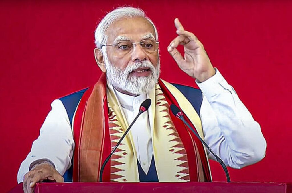 சென்னை- கோவை வந்தே பாரத் சென்னையில் ஏப்8 இல் துவக்கி வைக்கிறார் பிரதமர்.. - Dhinasari Tamil