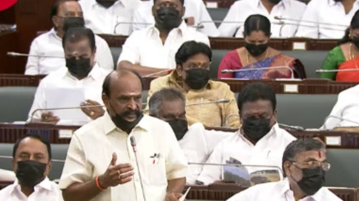 சட்டசபைக்கு  கருப்பு மாஸ்க் அணிந்து வந்த அதிமுக எம்எல்ஏக்கள்..