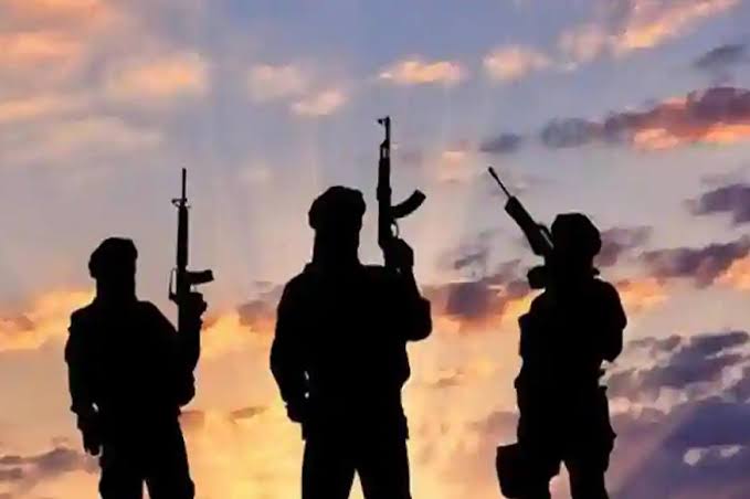 பஞ்சாப்  4 ராணுவ வீரர்களை சுட்டுக் கொன்ற ராணுவ வீரர் கைது..