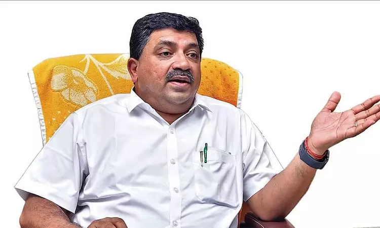 தமிழக அமைச்சர்களின் இலாகாக்கள் மாற்றம்..