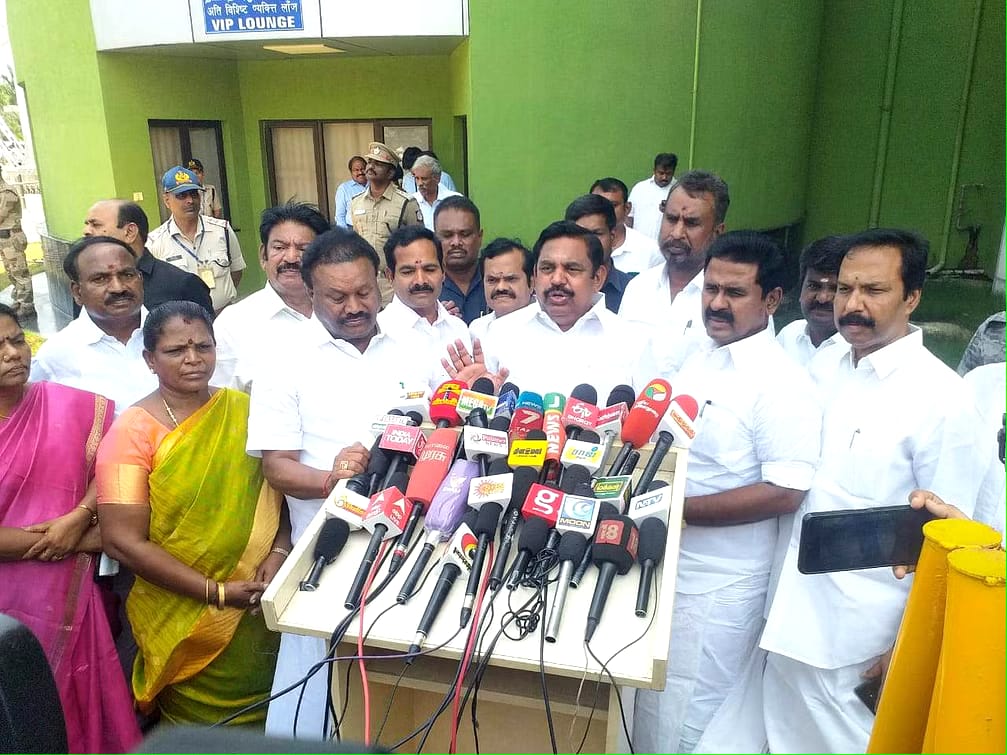 தமிழக முதல்வர் பதவி விலக வேண்டும்-இபிஎஸ்..