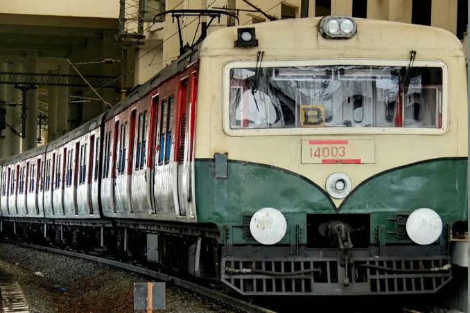 சென்னை கடற்கரை – சேப்பாக்கம்  பறக்கும் ரெயில் 7மாதம் ரத்து..