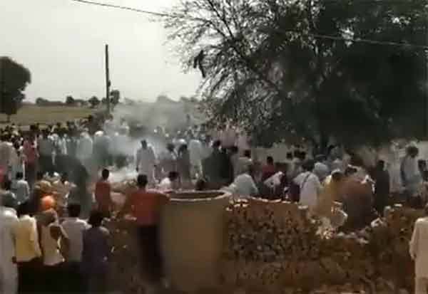 ராஜஸ்தானில் வீட்டுக்குள் ராணுவ விமானம் விழுந்து   3 பேர் பலி..